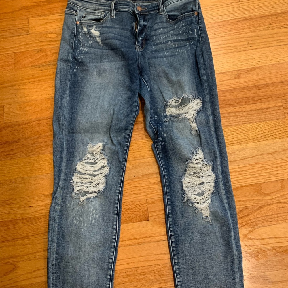 Judy Blues size 13 light wash distressed boyfriend cut
